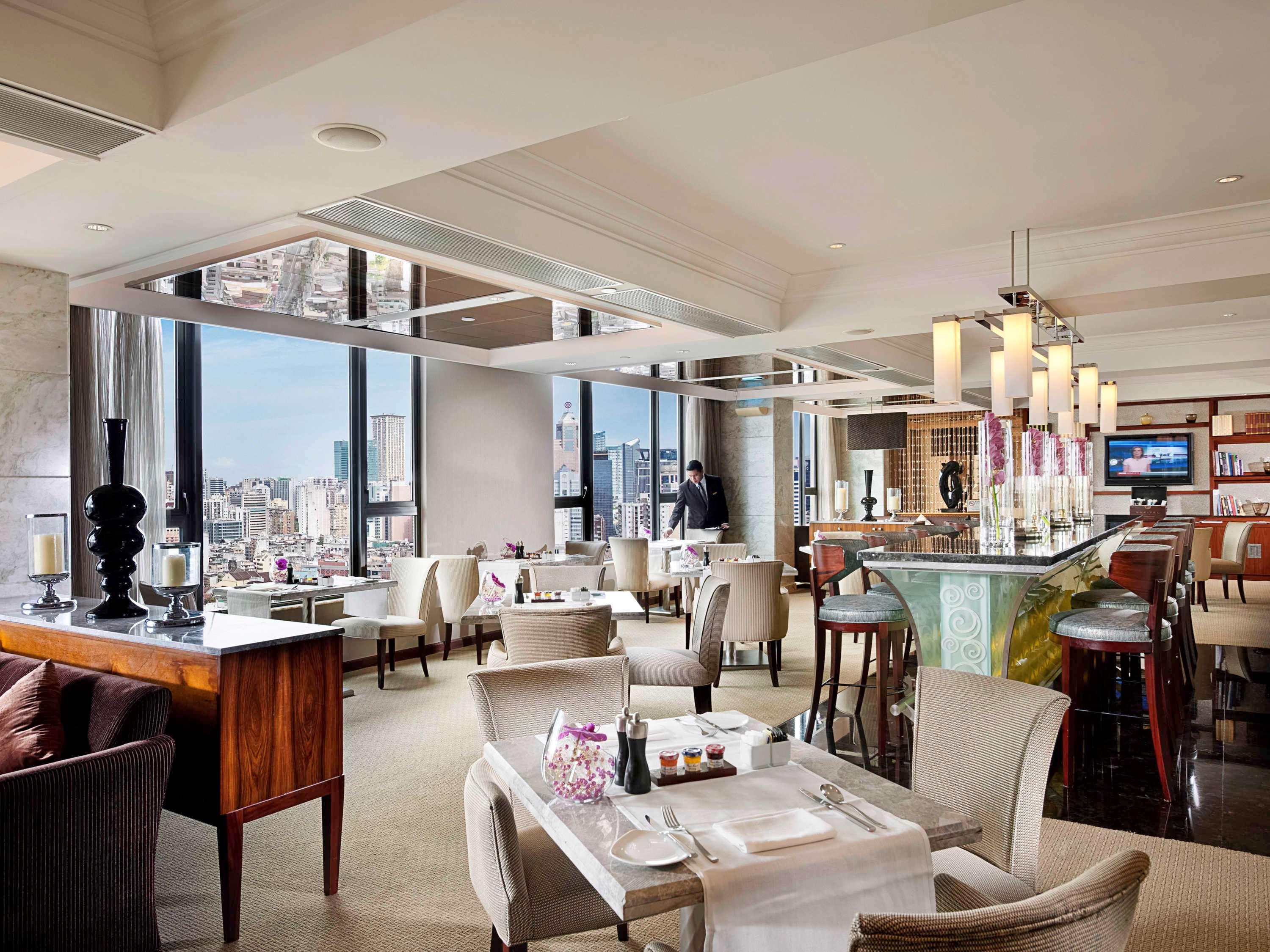 فندق سوفيتيل ماكاو آت بونتي 16 المظهر الخارجي الصورة The Club at the Conrad Tokyo