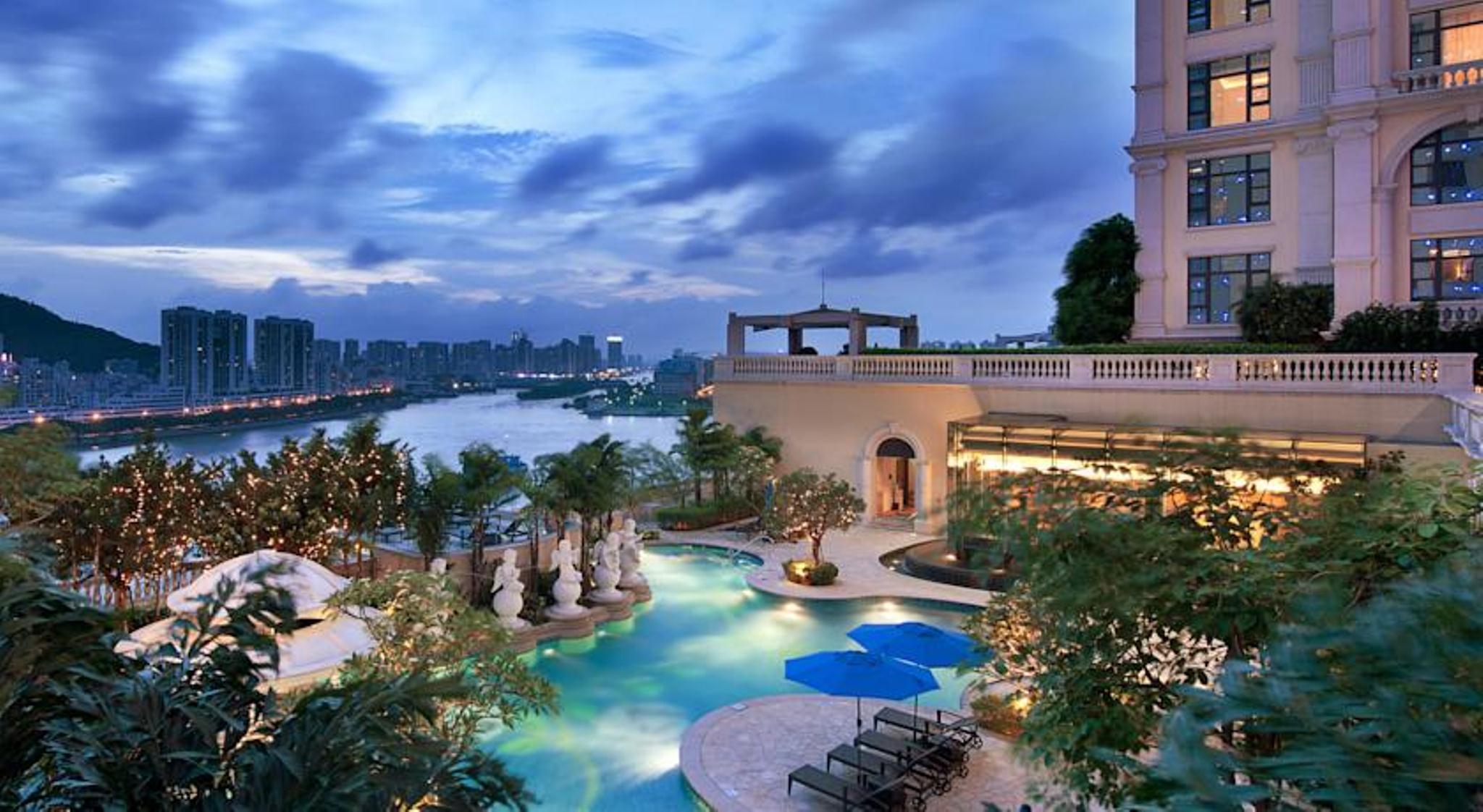 فندق سوفيتيل ماكاو آت بونتي 16 المظهر الخارجي الصورة The pool at the hotel